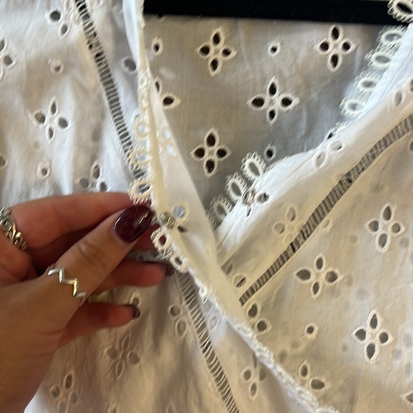 VENUS Eyelet Wrap Top - Picture 5 of 6
